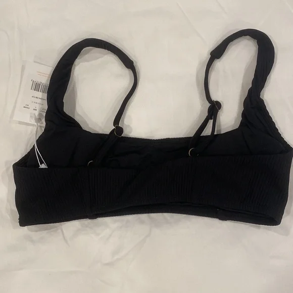 Andie Black Bikini Top - Picture 3 of 5